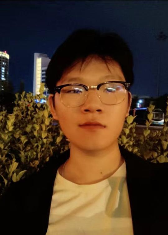 王颢伦 Fly