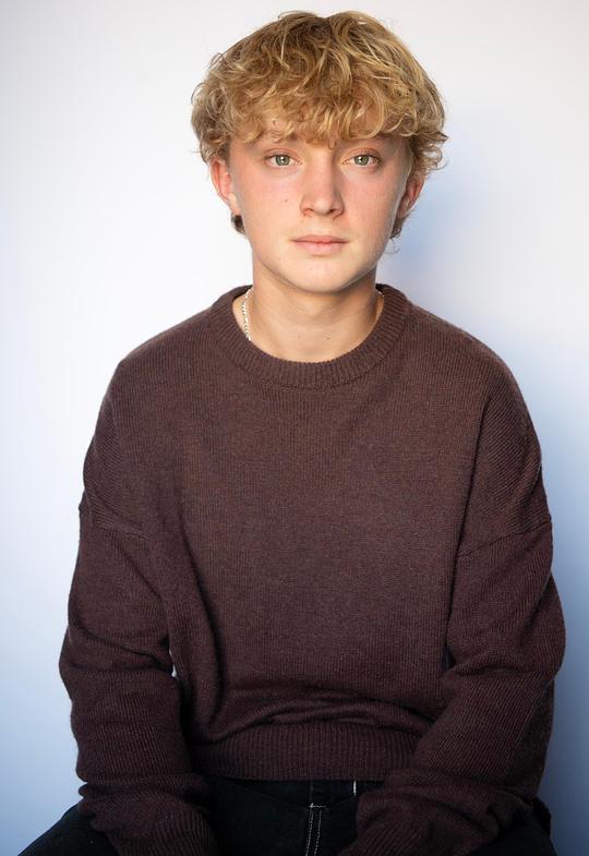 裘德·海兰 Jude Hyland