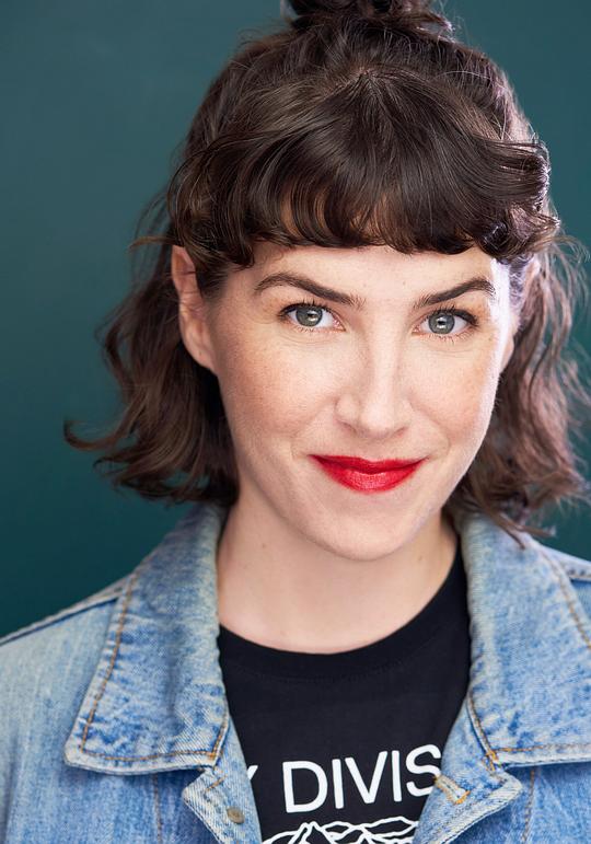 娜奥米·林德 Naomi Lindh