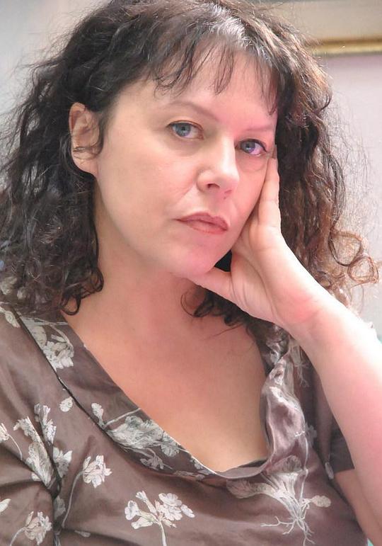 安妮-丽丝·凯德韦斯 Anne-Lise Kedvès