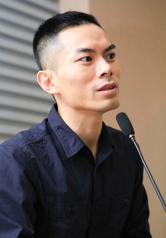 梁旋 Xuan Liang