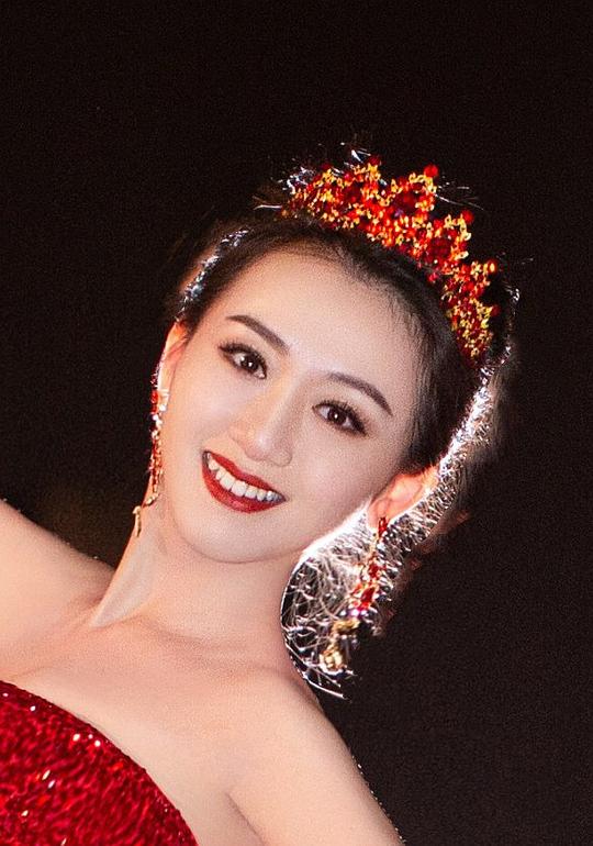 李紫滢 Ziying Li