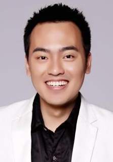 王艺铮 Yizheng Wang