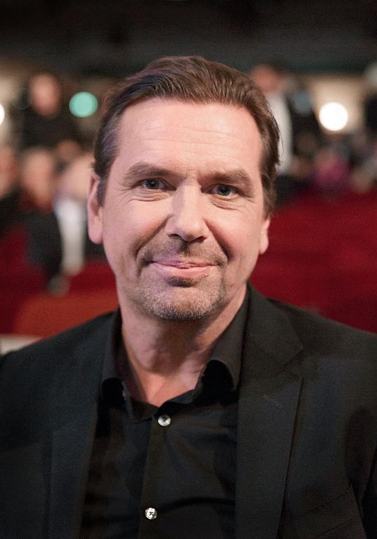 迈克尔·梅尔坦斯 Michael Maertens