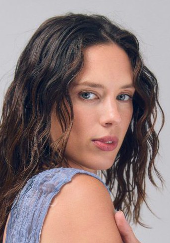 德尔菲娜·查维斯 Delfina Chaves