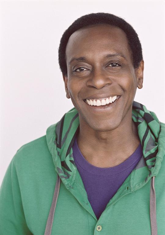 查尔斯·艾伦 Charles Allen