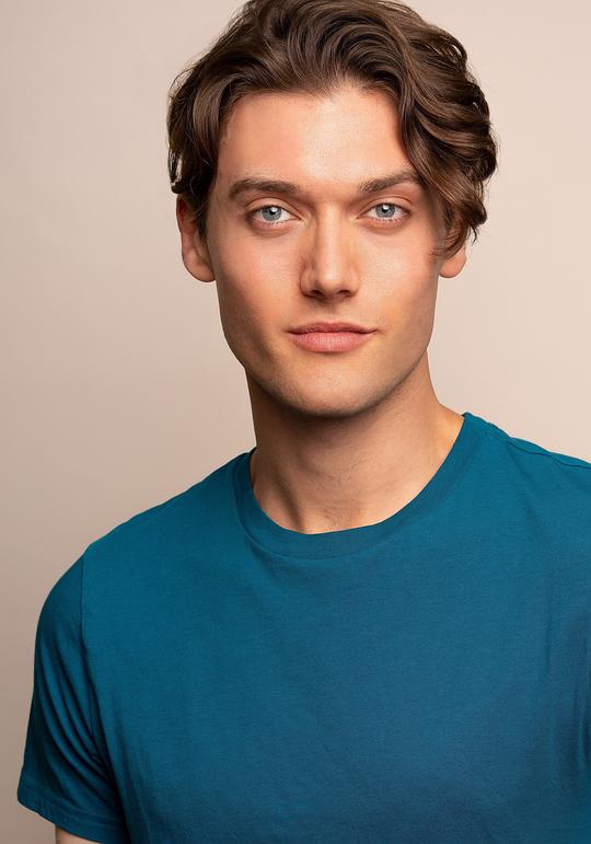 卢克·米灵顿-德雷克 Luke Millington-Drake