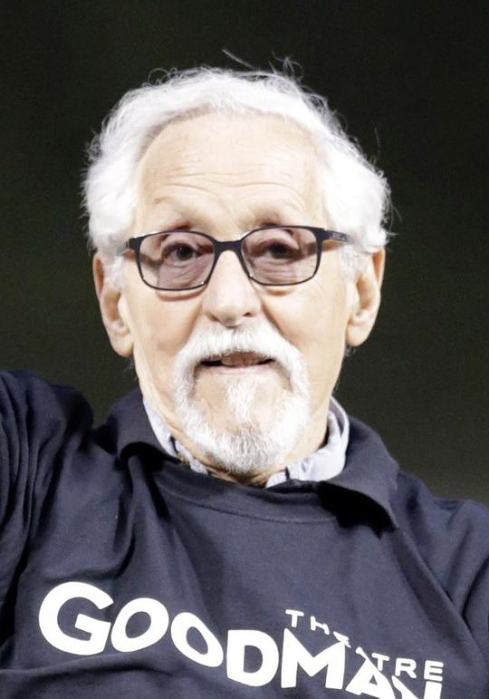 迈克·努斯鲍姆 Mike Nussbaum