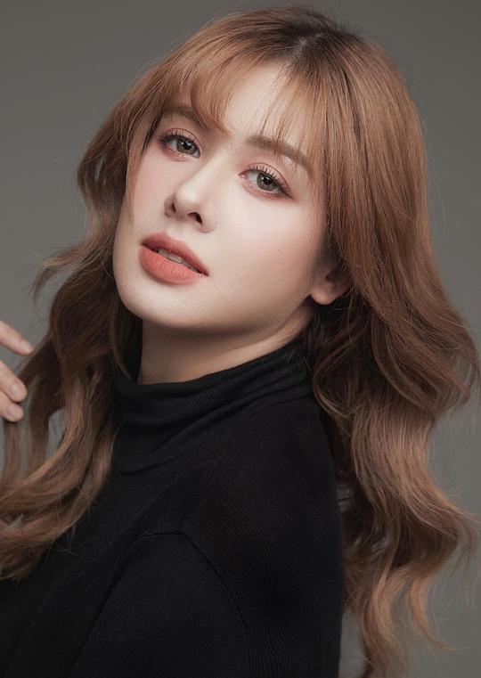 娜温达·贝多迪 Nawinda Bertotti