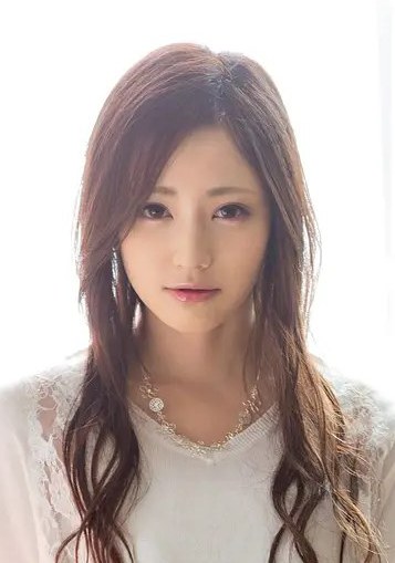 桃谷绘里香 Erika Momotani