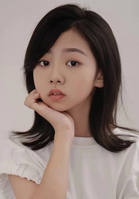 杨雯晰 Wenxi Yang