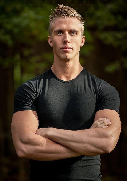 贾斯廷·豪厄尔 Justin Howell