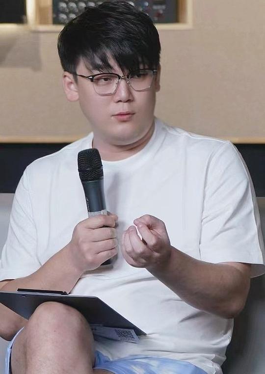 梁晓强 Xiaoqiang Liang