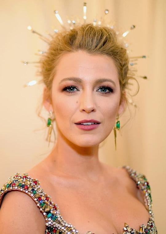 布蕾克·莱弗利 Blake Lively