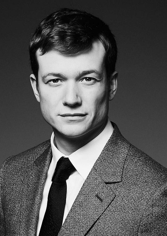 艾德·斯皮伊尔斯 Ed Speleers