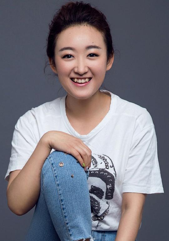 张碧玉 Biyu Zhang