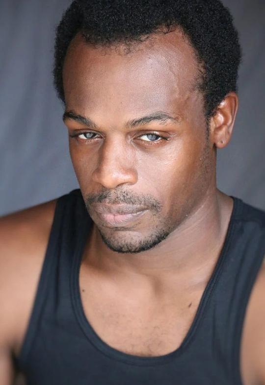 丹尼斯·托马斯四世 Dennis Thomas IV