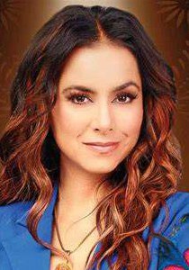 克劳迪亚·利扎第 Claudia Lizaldi