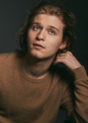 弗雷德·赫辛格 Fred Hechinger