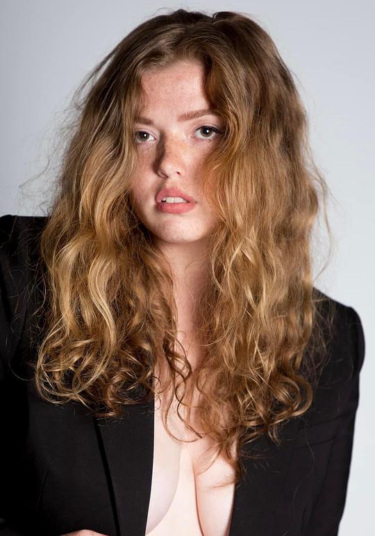 克莉丝朵·阿莱恩·钱伯斯 Krystal Alayne Chambers