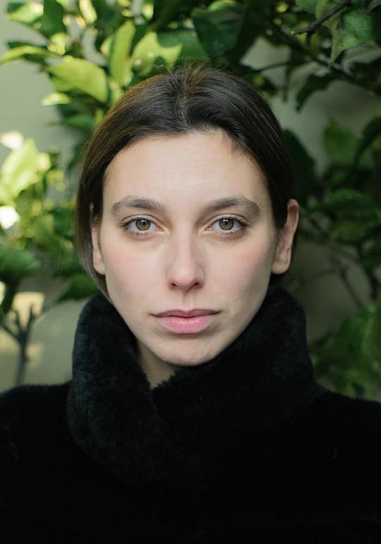 欧亨尼娅·德尔布 Eugenia Delbue