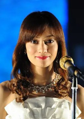 中山英玲奈 Erena