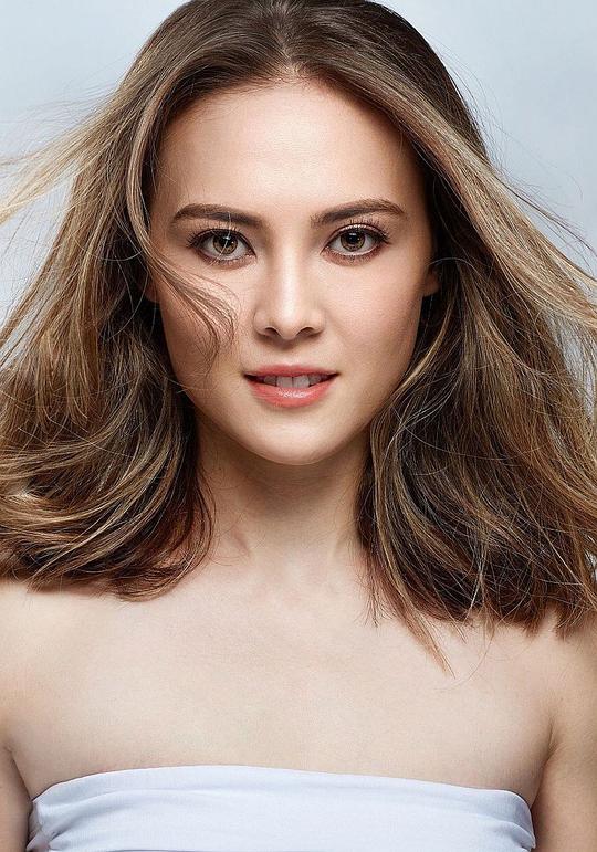 何慈茵 Charlene Houghton