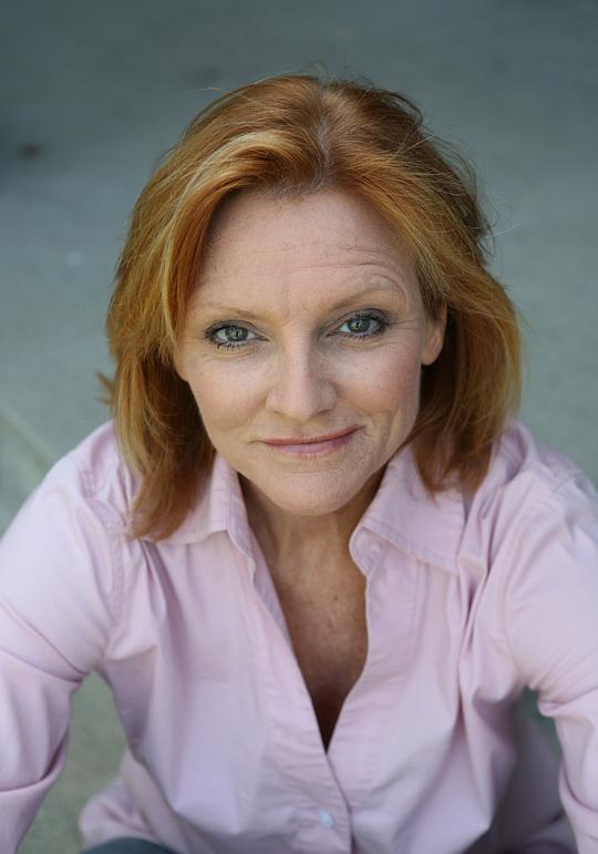 特蕾莎·麦克劳林 Therese McLaughlin