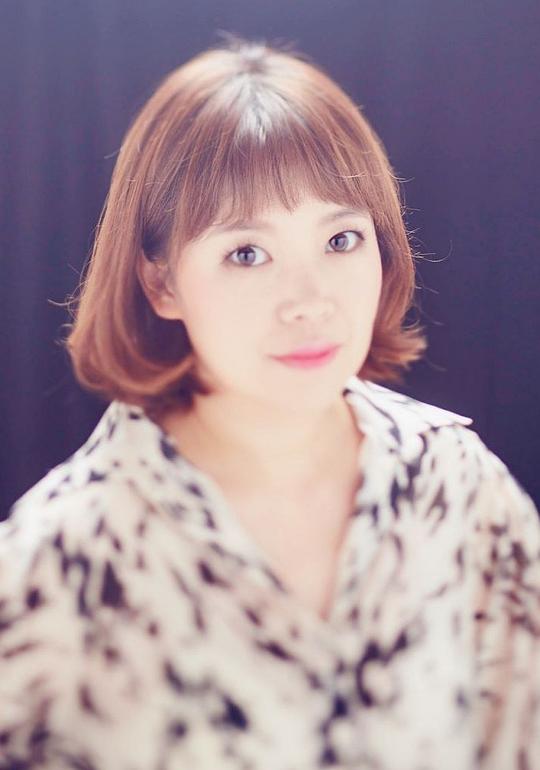 马雪 Xue Ma