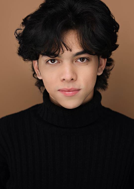 迈尔斯·佩雷斯 Myles Perez