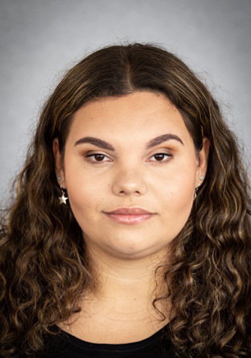 卡尔塔尼亚·梅纳德 Kartanya Maynard