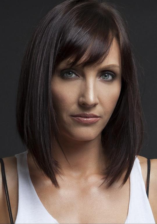 凯特琳·彻斯纳·亨克 Katelin Chesna Henke