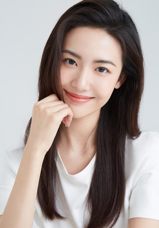 范洛琪 Luoqi Fan