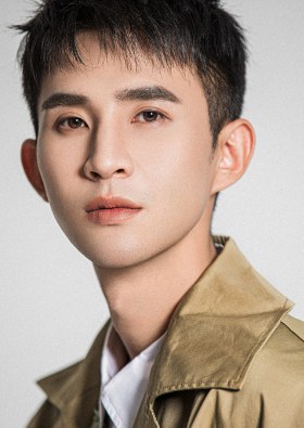 管云鹏 Yunpeng Guan