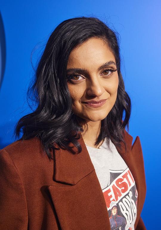 奈妲·曼佐尔 Nida Manzoor