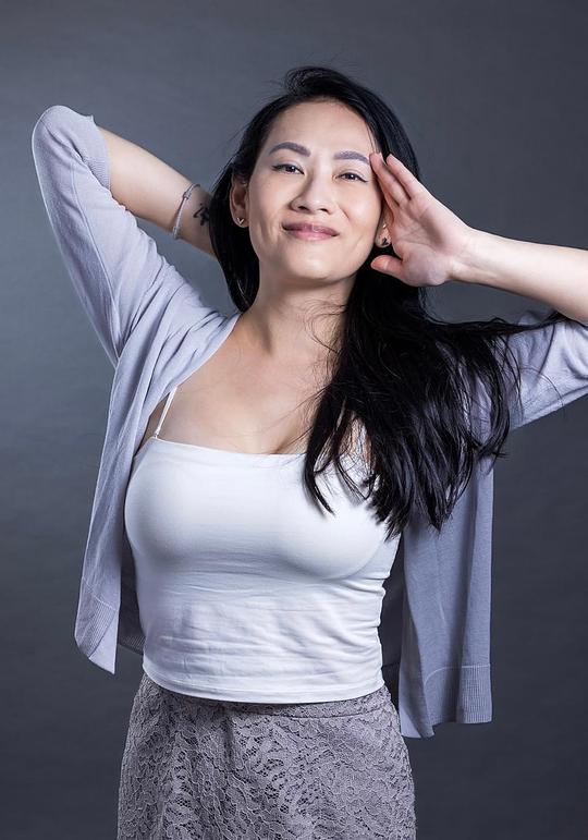 钱薇真 Virginia Chien