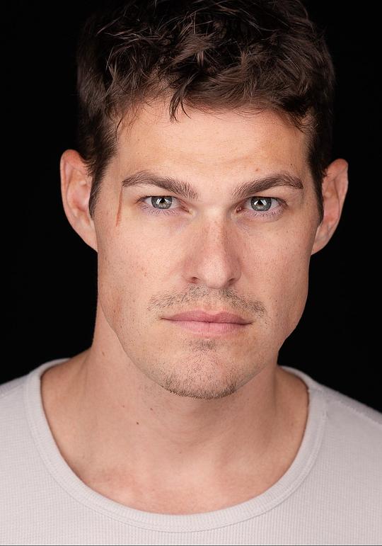 格雷格·芬利 Greg Finley