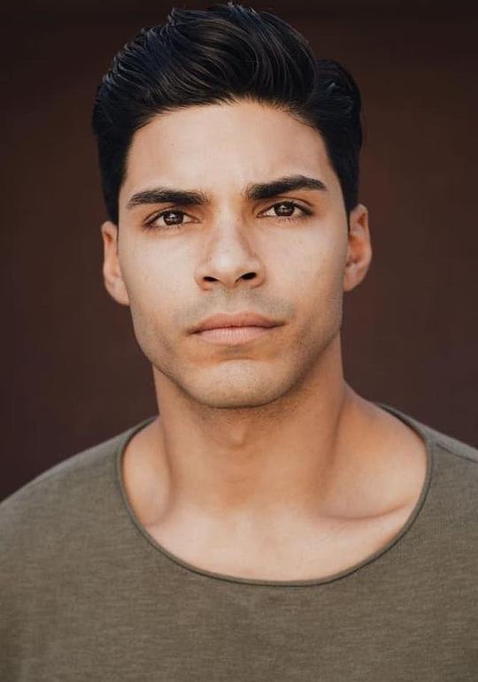 马龙·阿基诺 Marlon Aquino