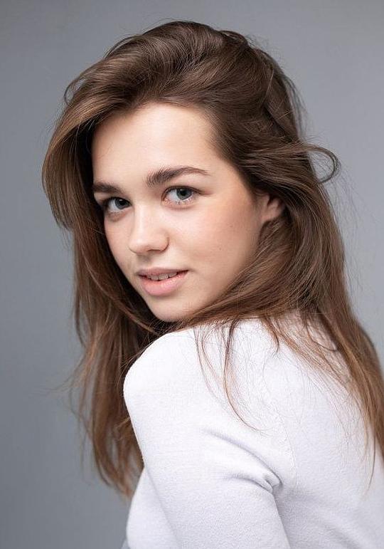 亚历山德拉·索洛维约娃 Aleksandra Solovyova