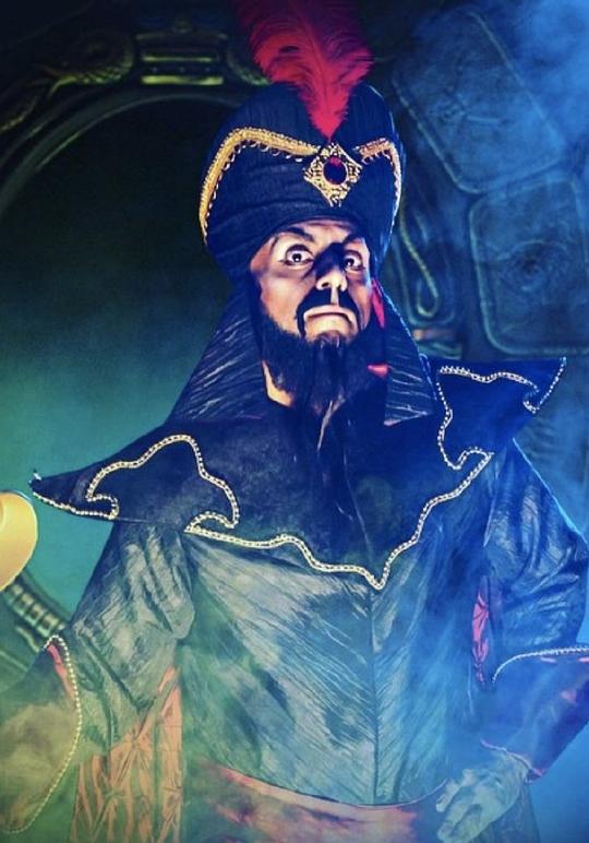 纳维德·诺瓦赫塔 Navid Nowakhtar