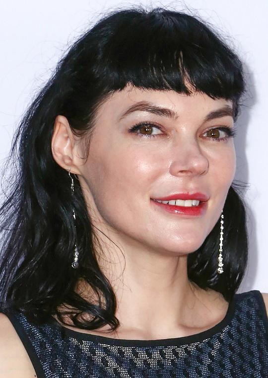 利兹·克莱尔 Liz Clare