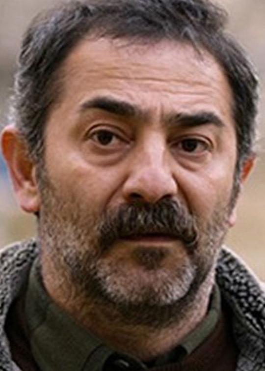 艾贝尔克·佩克詹 Ayberk Pekcan