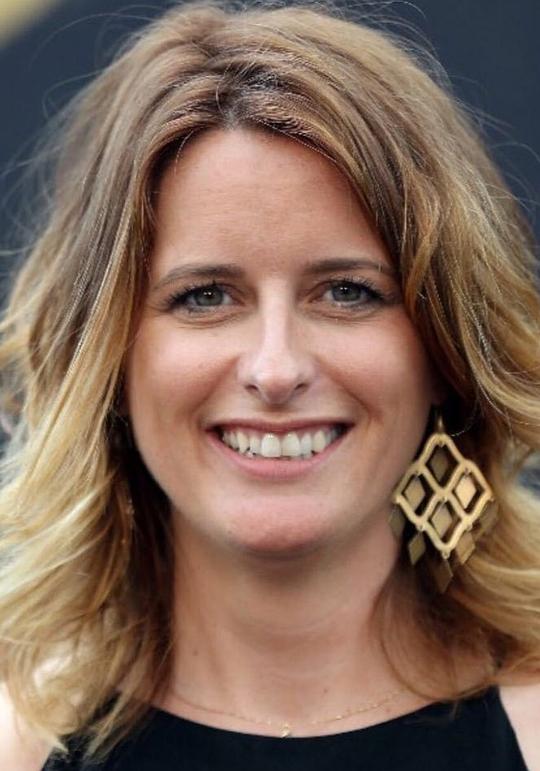 安妮·迪西斯 Anne Decis