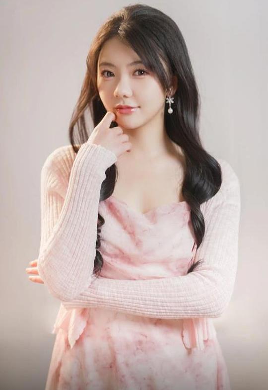 林籽蓉 Lin Zirong