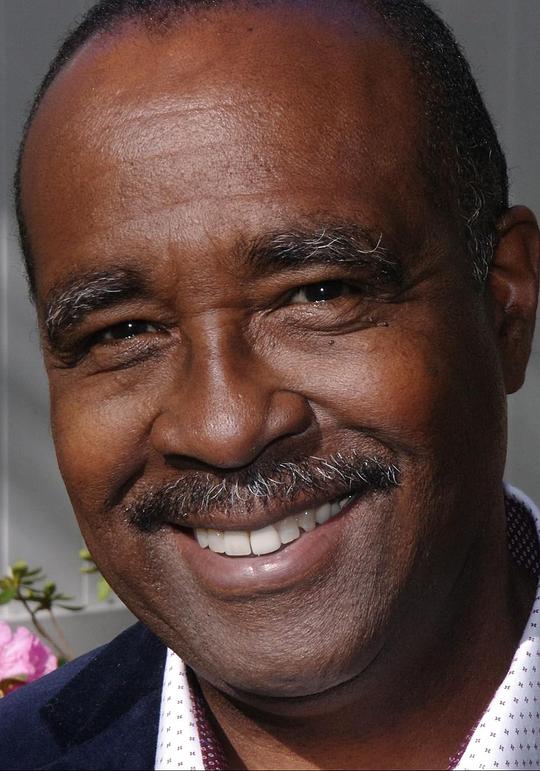 史蒂芬·伯勒尔 Stephen Burrell