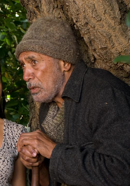 乔治·埃纳雷 George Henare