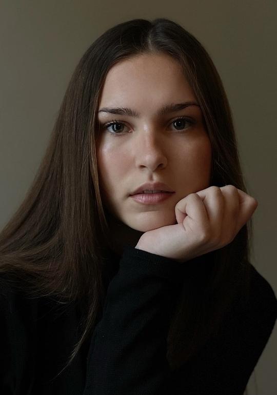 安娜·伍德 Anna K. Wood