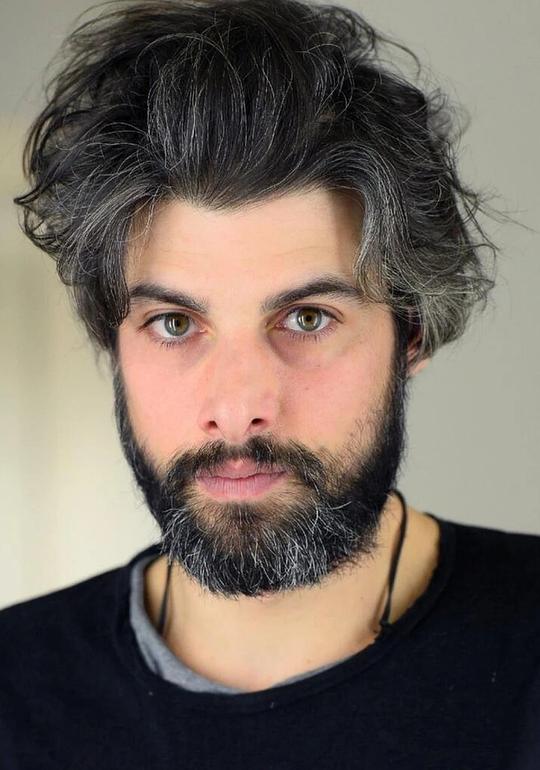 米沙·莱斯科特 Micha Lescot