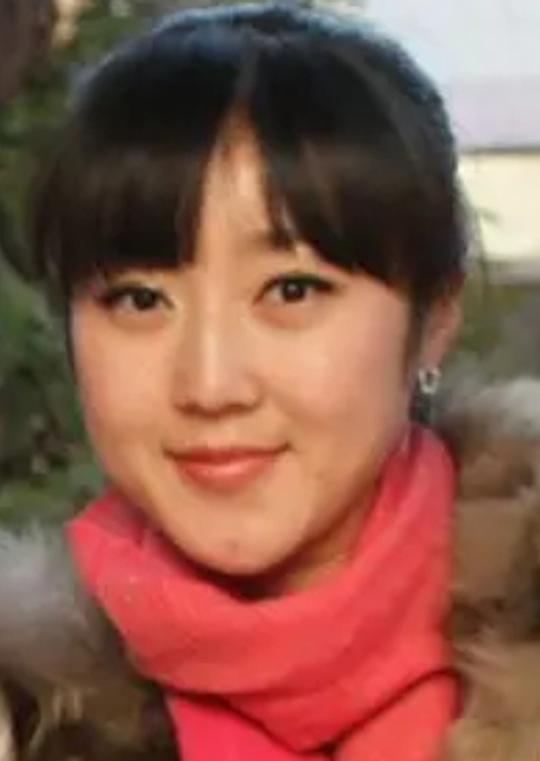 唐玲 Ling Tang