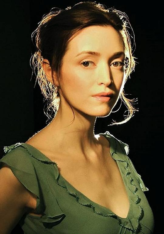 吉妮·泰瑞欧 Janine Theriault